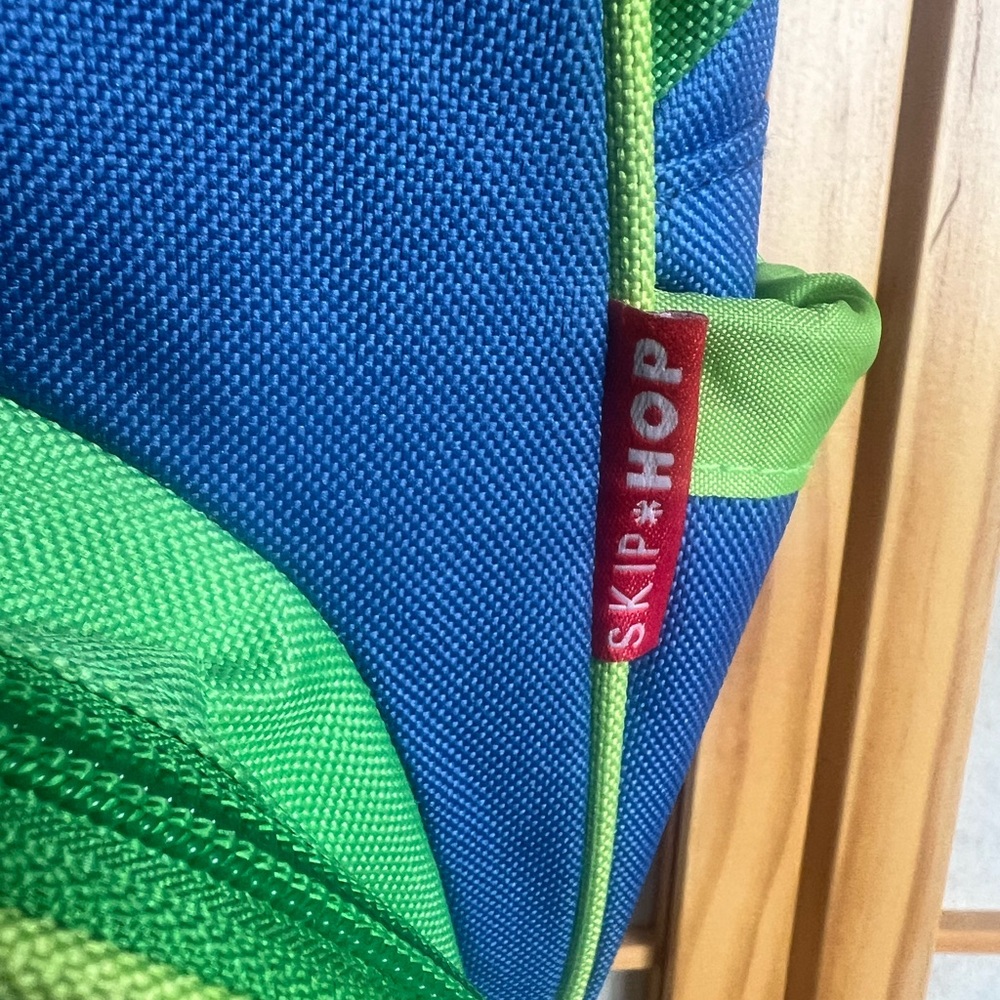 Skip Hop Zoo Dinosaur 3D Backpack Toddler Kids Unisex Blue Green Dino School Bag - Picture 8 of 9